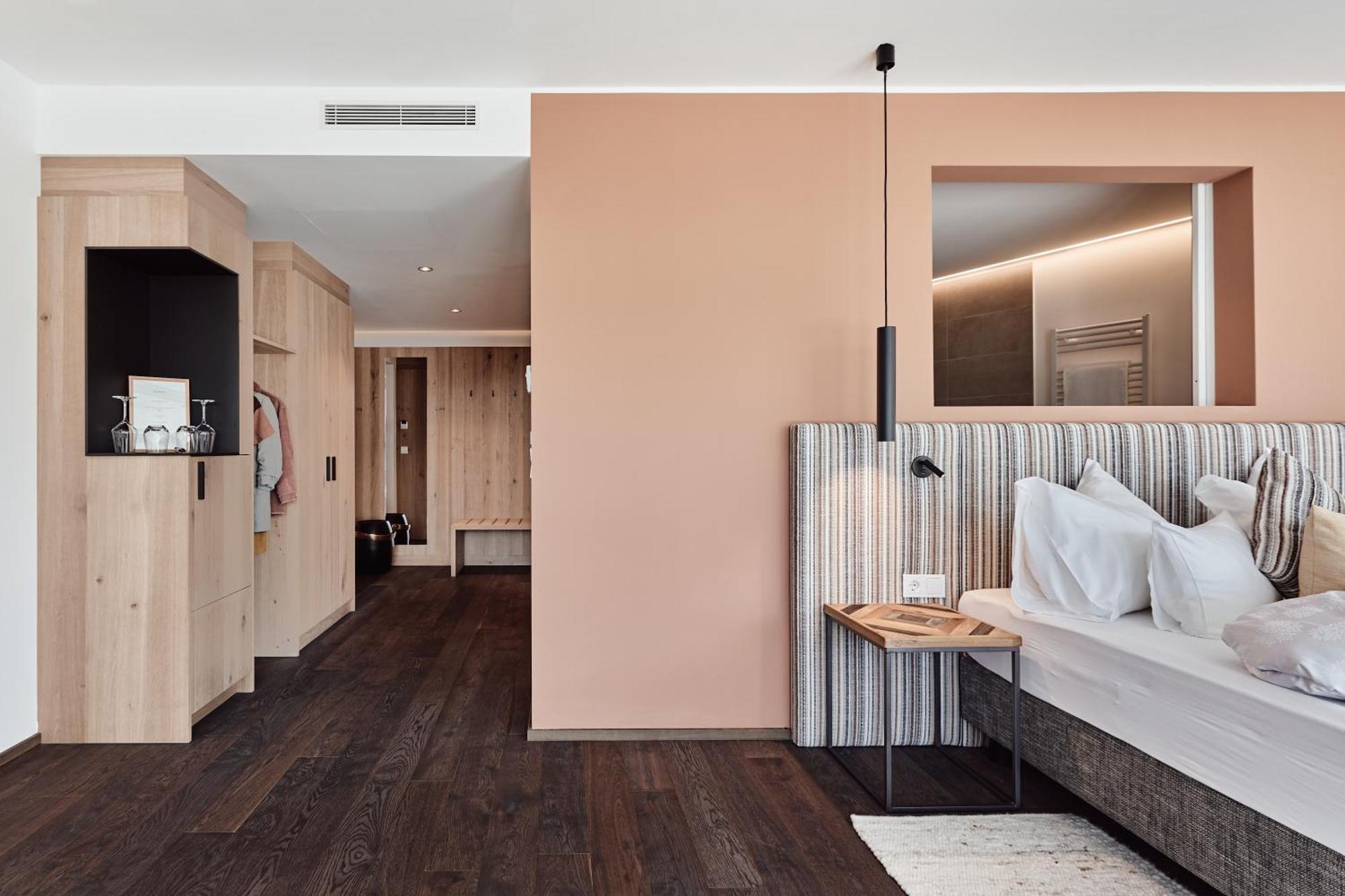 Haller Suites & Restaurant ブレッサノーネ エクステリア 写真
