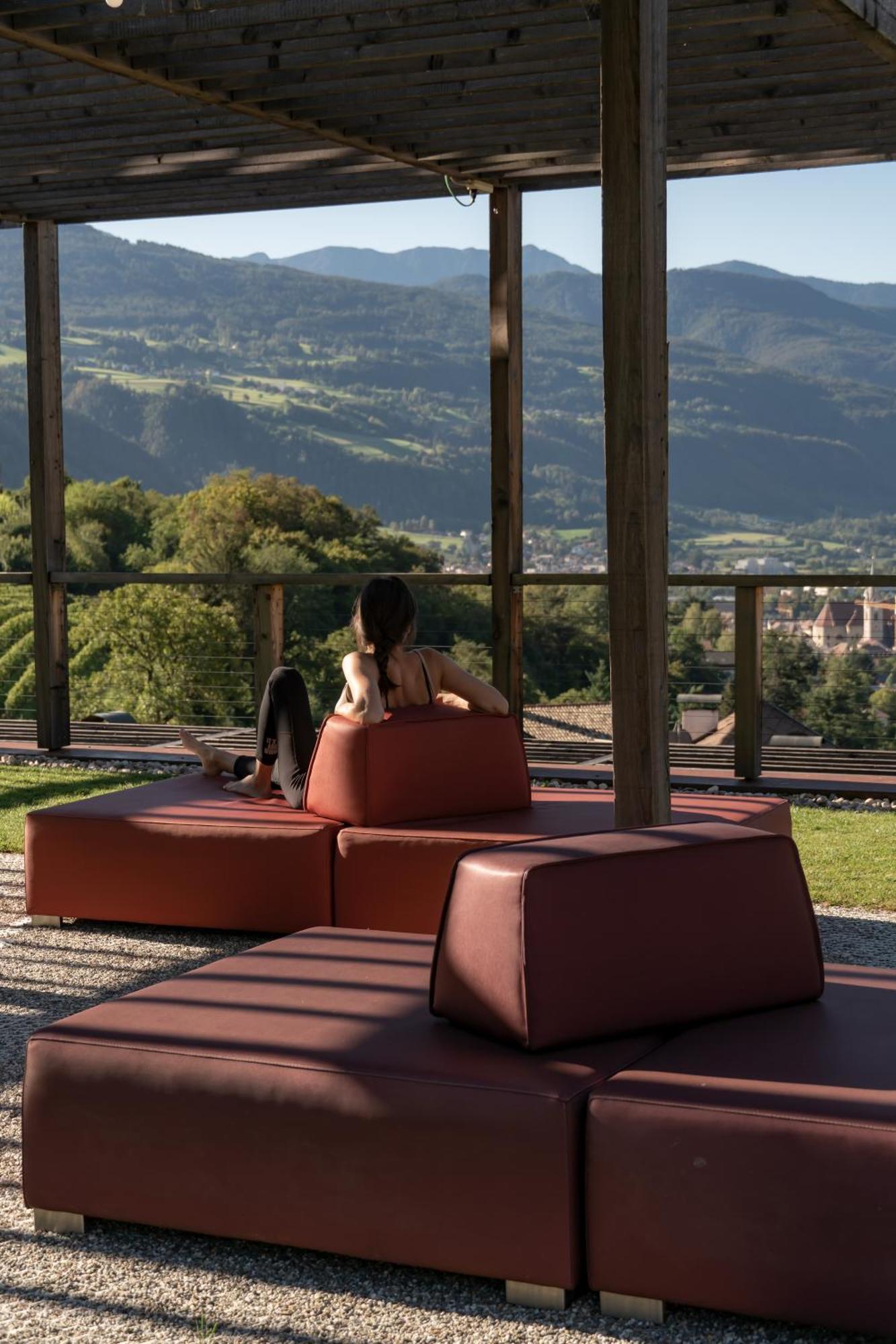 Haller Suites & Restaurant ブレッサノーネ エクステリア 写真